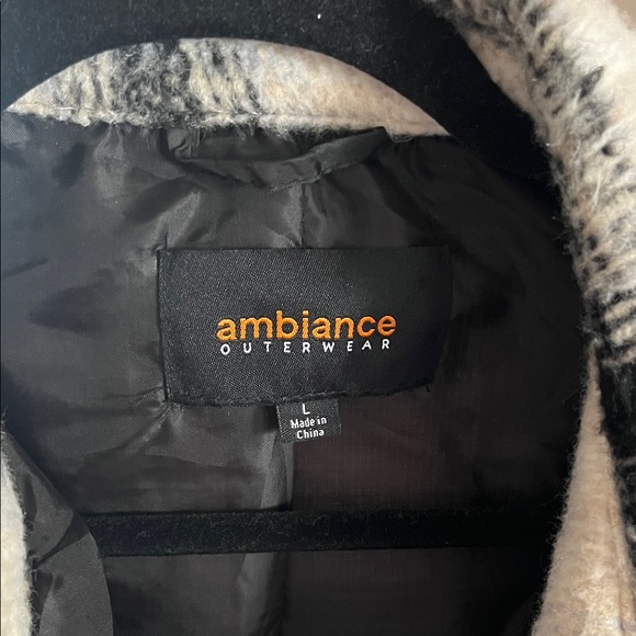 Plaid Button-Up Jacket - Picture 2 of 3